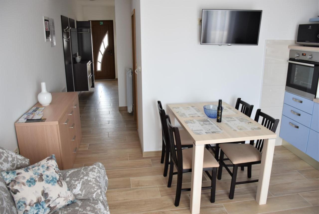 Apartmani Diana Новиград Экстерьер фото